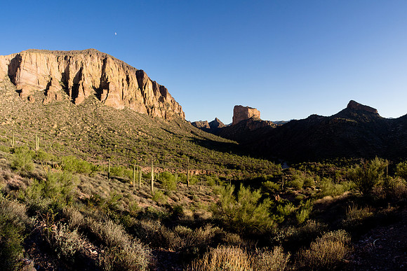 Arizona 2013 - Superstitions Hike Boulder Canyon Trail